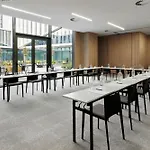 Moxy Lisboa Alfragide