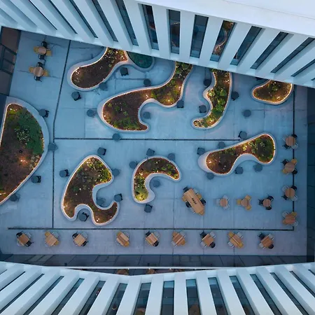 Moxy Lisboa * Алфражіде