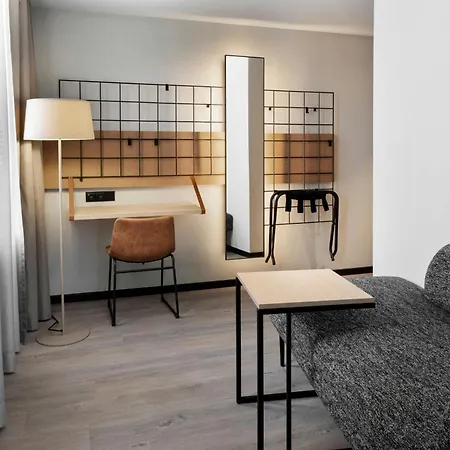 Moxy Lisboa 3* 알프라기다