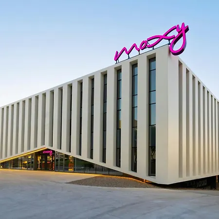 Moxy Lisboa * Алфражіде