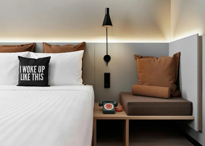 Moxy Lisboa Hotel Alfragide