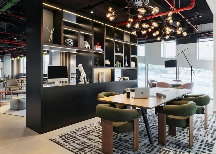 Moxy Lisboa Alfragide